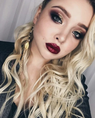 Silina Blondie