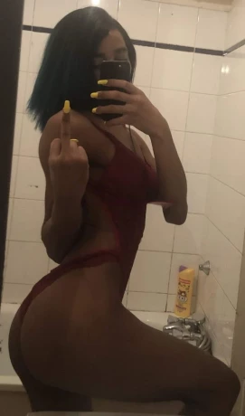Amber Black