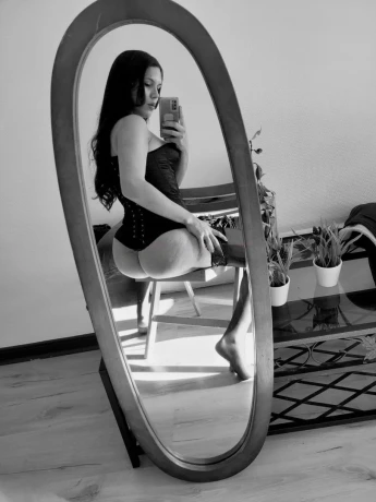 Julia Gomez