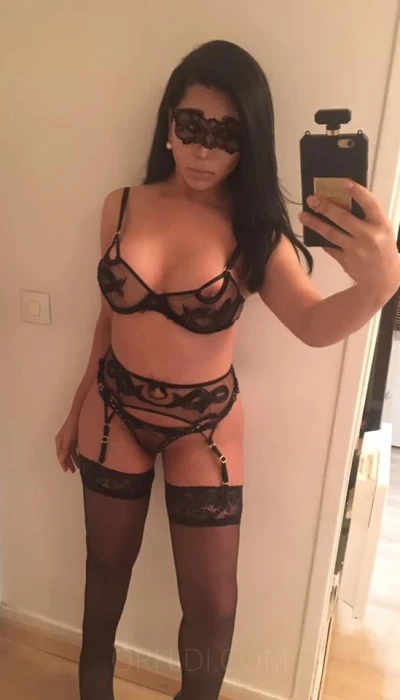 Sexy GIRL Ledah PROVOCATRICE