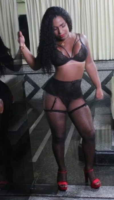 Kemily Oliveira