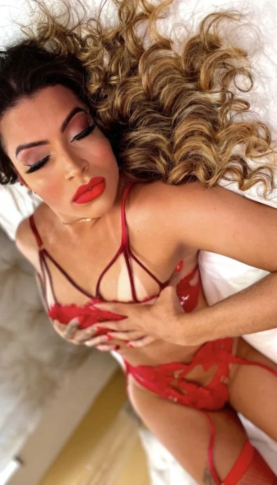 Veronica Versace