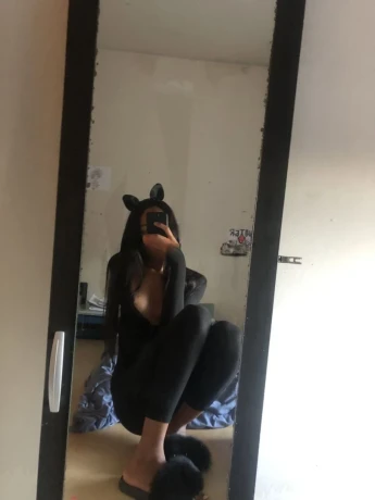 Amber Black
